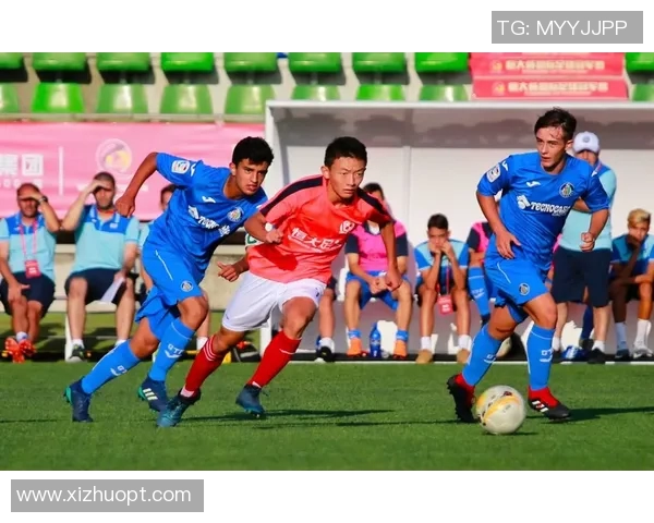 广州网球队的耐力训练与提升策略探讨 广州网球队的耐力训练与提升策略探讨